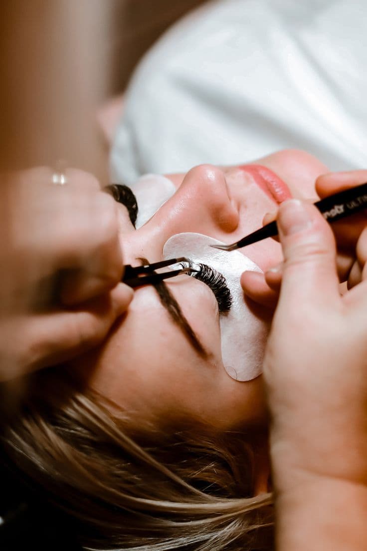 Lash Lifting